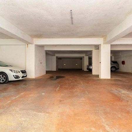 Brand New Pool Manor Park With Wifi Centrally-Located Κίνγκστον Εξωτερικό φωτογραφία