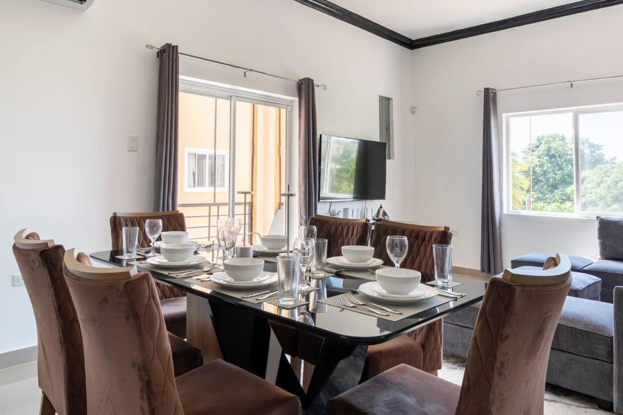 Brand New Pool Manor Park With Wifi Centrally-Located Κίνγκστον Εξωτερικό φωτογραφία