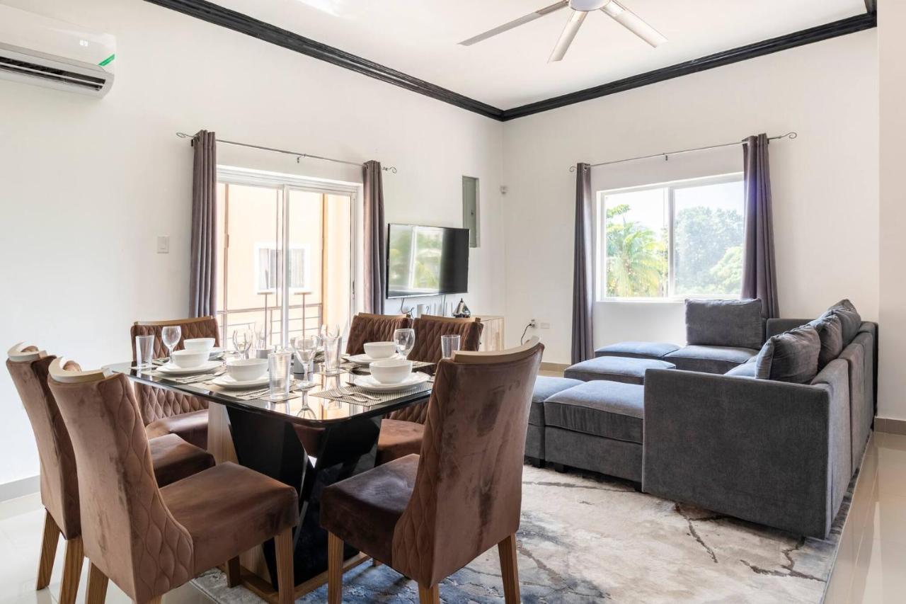 Brand New Pool Manor Park With Wifi Centrally-Located Κίνγκστον Εξωτερικό φωτογραφία
