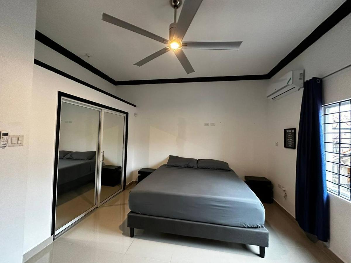 Brand New Pool Manor Park With Wifi Centrally-Located Κίνγκστον Εξωτερικό φωτογραφία