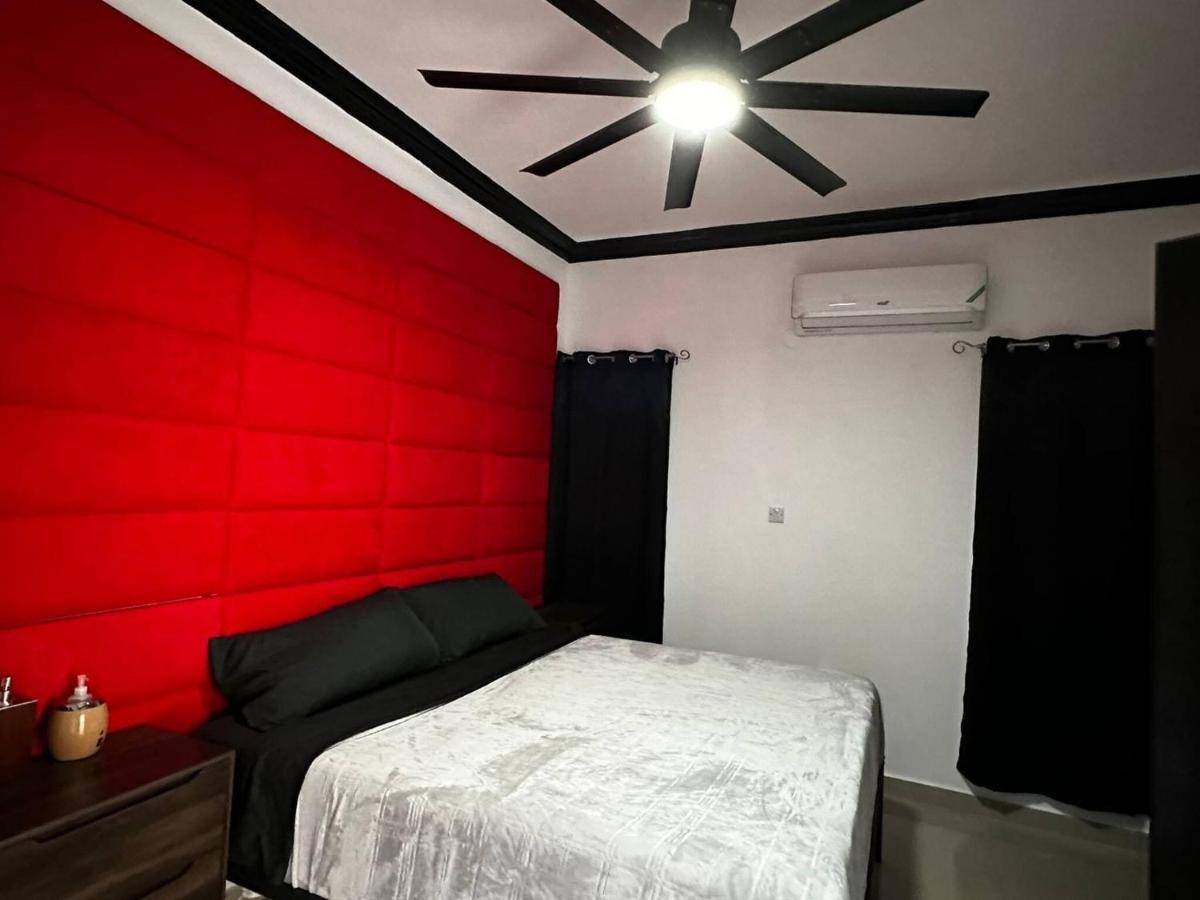 Brand New Pool Manor Park With Wifi Centrally-Located Κίνγκστον Εξωτερικό φωτογραφία