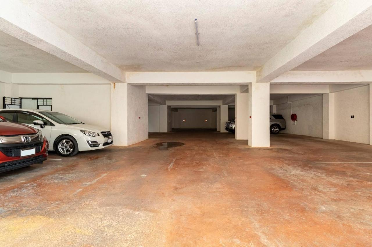 Brand New Pool Manor Park With Wifi Centrally-Located Κίνγκστον Εξωτερικό φωτογραφία